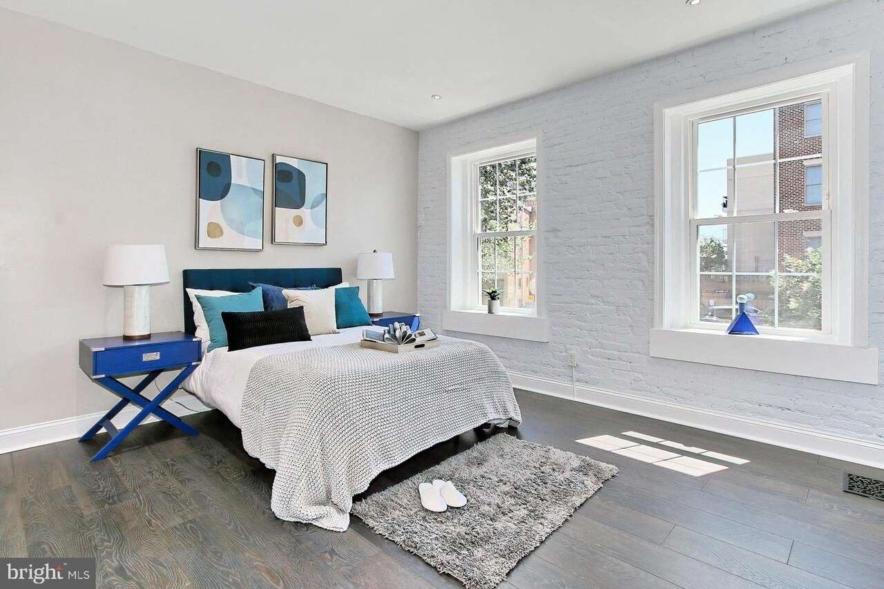Building Photo - 1706 5th St NW