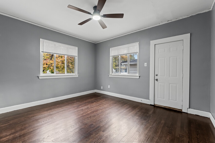 Building Photo - 17614 Roselawn St