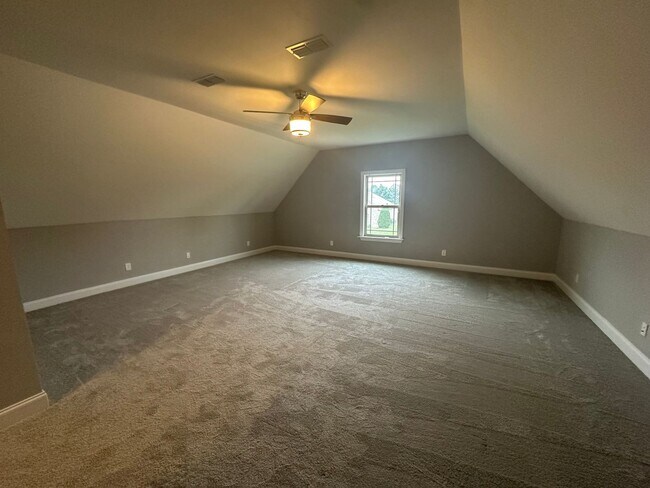 Building Photo - 514 Sapphire Dr
