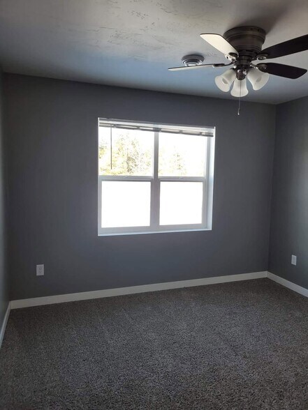 Building Photo - N2473 Isabelle Ln