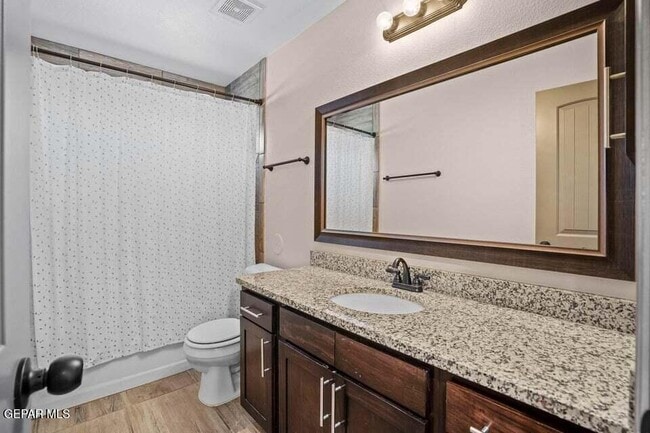 Building Photo - 1917 Tim Foster St