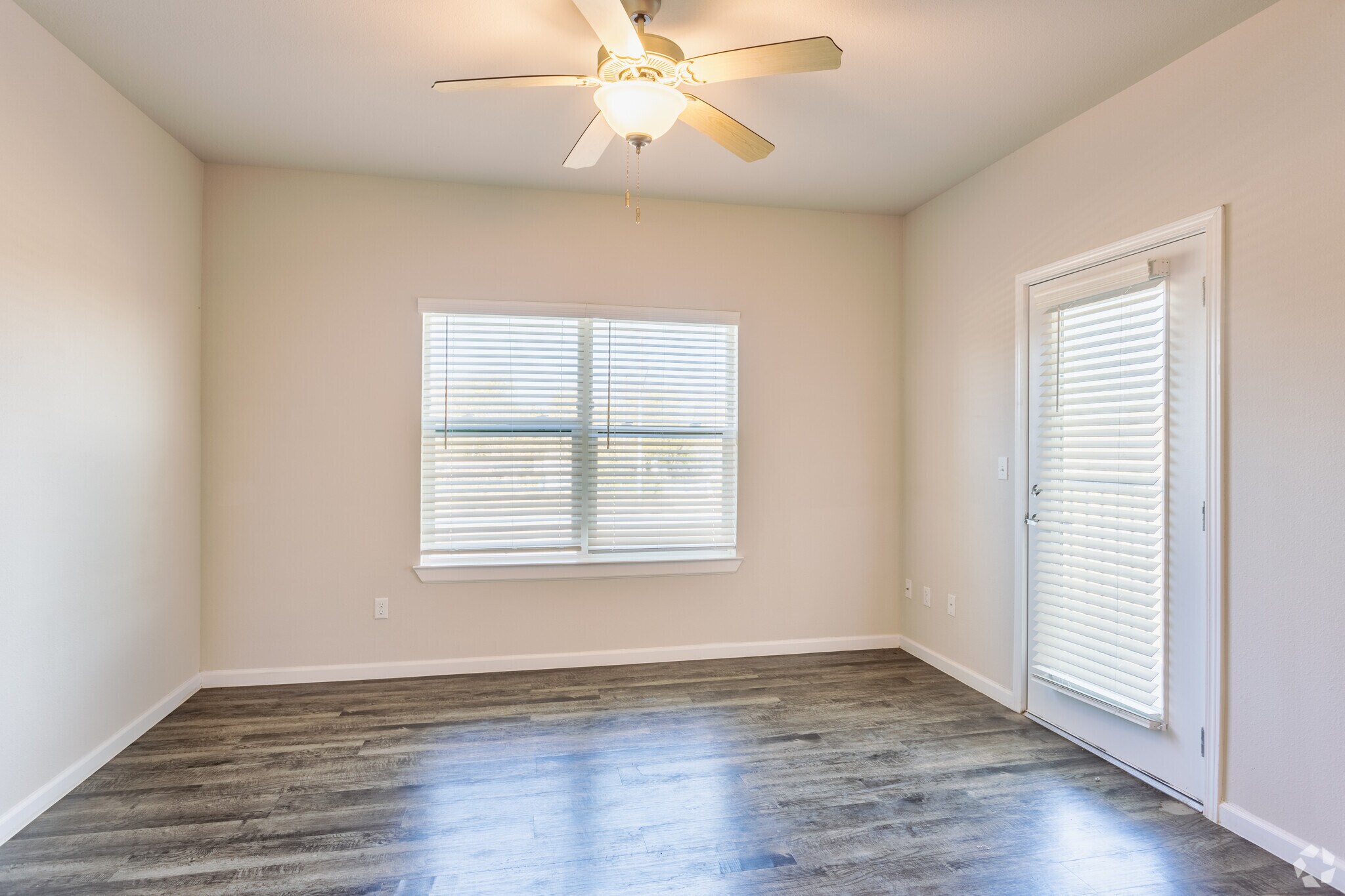 Colorado Creek Apartment Homes 11700 Dionda Ln Del Valle TX 78617