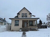 Building Photo - 980