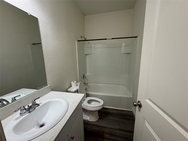 Building Photo - 10341 Castle Lyons Ln