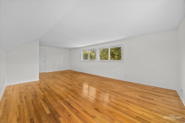 Building Photo - 1333 Briarwood Dr
