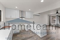 Building Photo - 820 Harris Ave