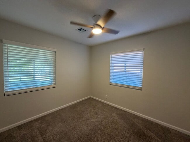 Building Photo - Spacious 4BR Single-Story Home with Paid Solar & Fenced Yard in La Mesa