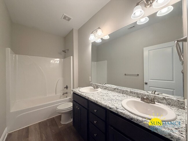 Building Photo - Gorgeous 4 Bedroom Home in Shiloh Place