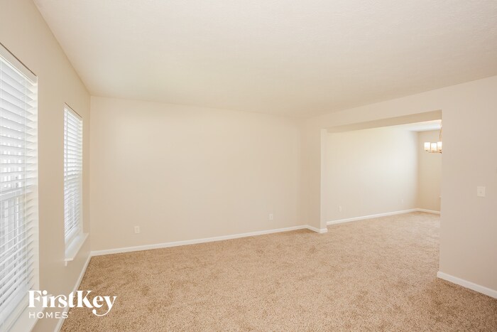 Building Photo - 5815 Bluestem Ct