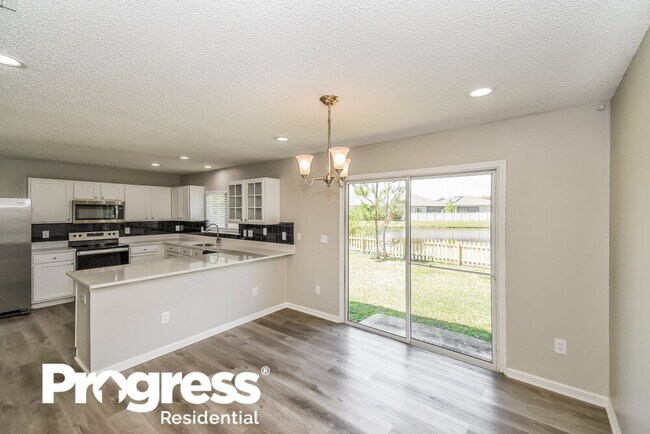 Building Photo - 7118 Newman Lake Ct