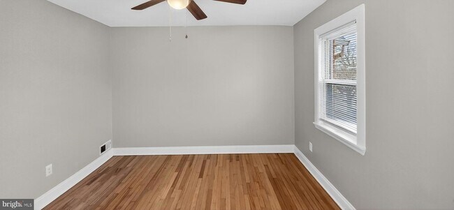 Building Photo - 8303 Ridgely Oak Rd