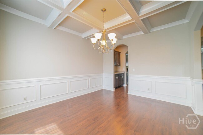 Building Photo - 126 Endicott Dr
