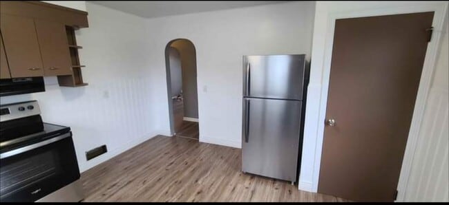 Building Photo - 925 Calvert St