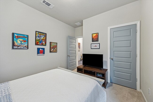 Building Photo - 13309 Emerald Mallard Dr