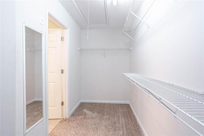 Building Photo - 3008 Donamire Ave NW