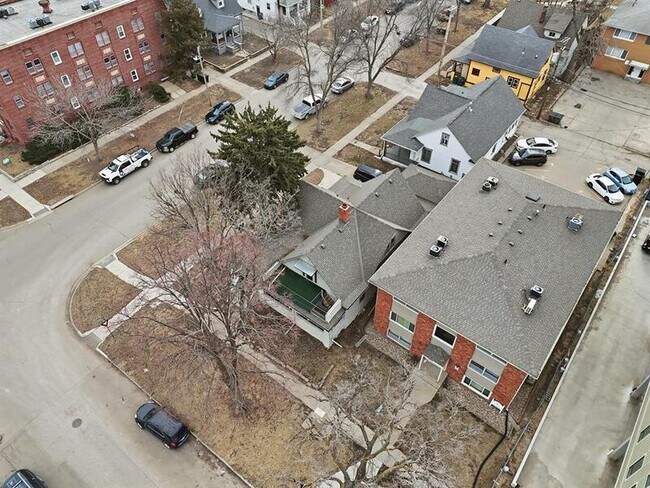 Building Photo - 1345 E St