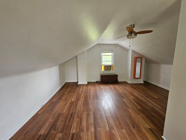 Building Photo - 2 bedroom Cozy Bungalow in Etna!