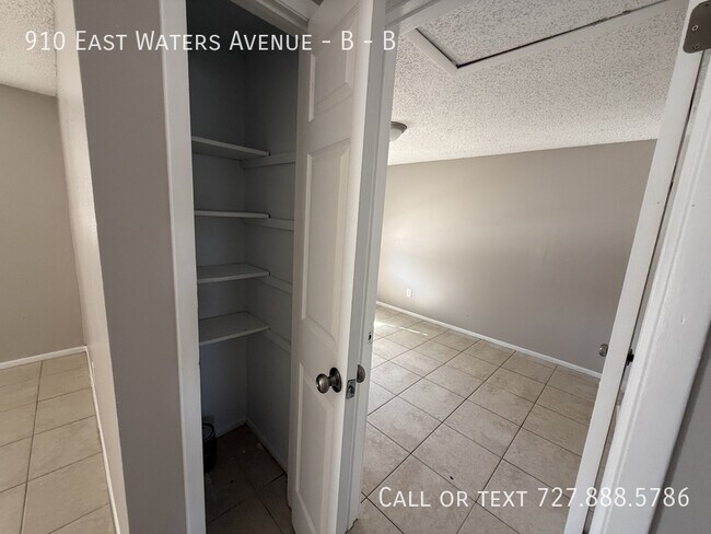 Building Photo - 910 E Waters Ave