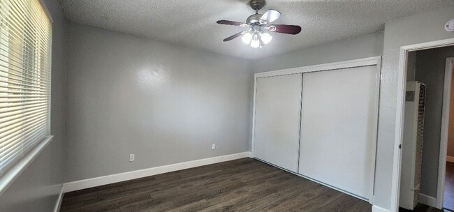 Building Photo - Completely Renovated 3 Bedroom 2 Full Bath...