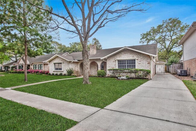 Building Photo - 1059 Richelieu Ln