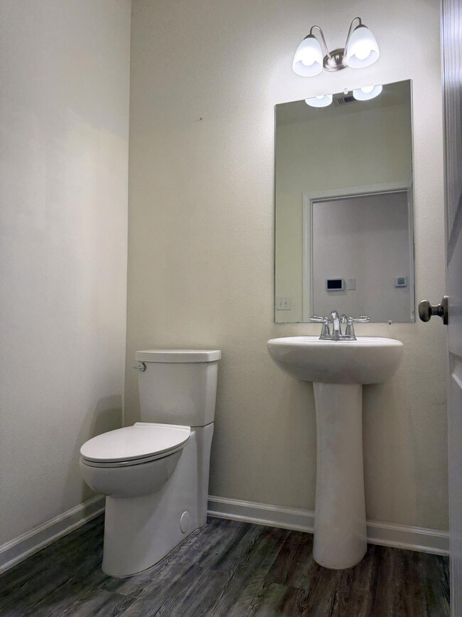 Building Photo - 316 Merlin Ct