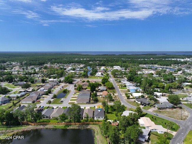 Building Photo - 205 Woodlawn Ct