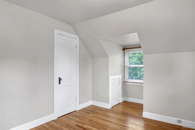Building Photo - 12320 Eckelmann Ln