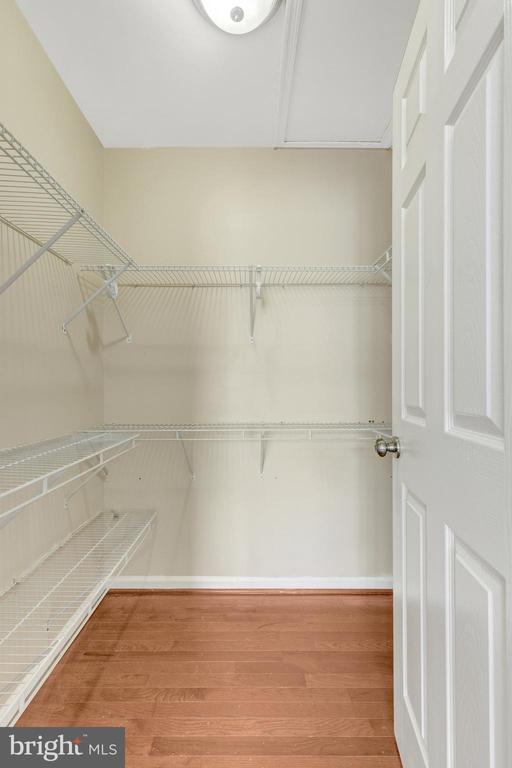 Building Photo - 2480 Wheat Meadow Cir