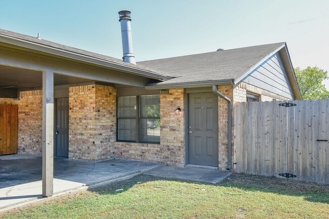 Primary Photo - PEPERPORT.3913-3915