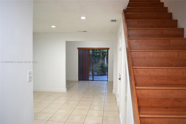 Building Photo - 6475 SW 129th Pl