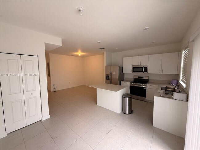 Building Photo - 35757 SW 178th Pl