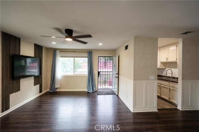 Building Photo - 12157 Wintergreen Dr