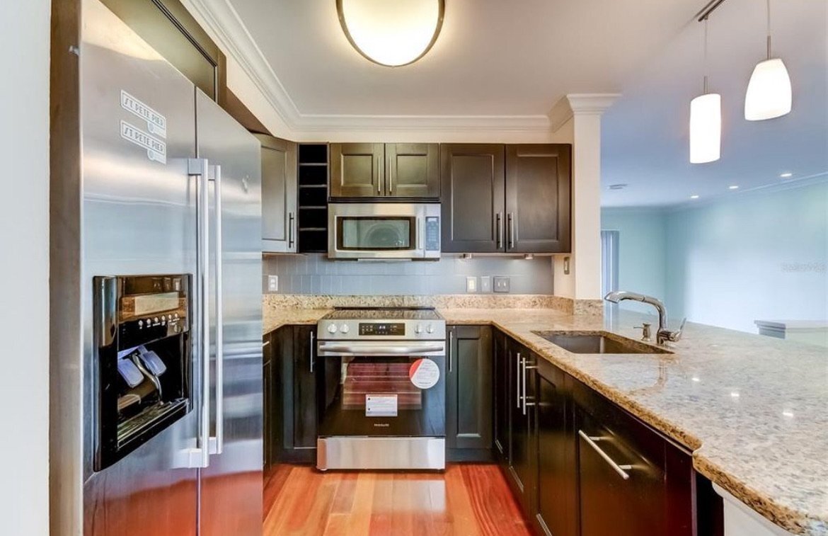 Building Photo - 115 112th Ave NE