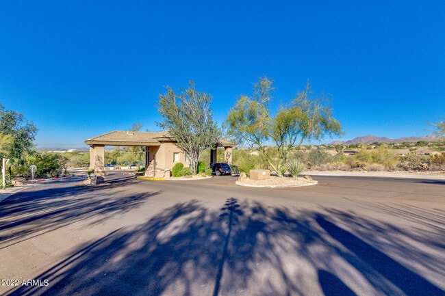 Building Photo - 10602 E Blanche Dr