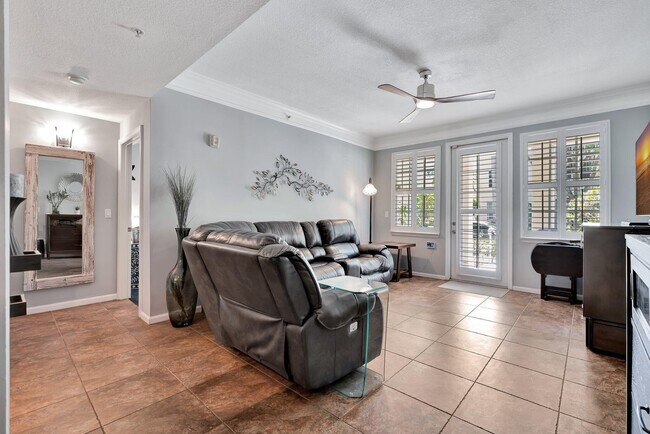 Building Photo - 275 Murcia Dr