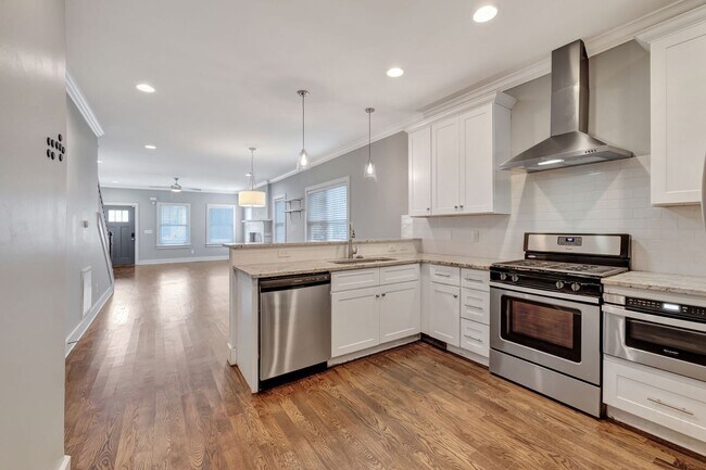Building Photo - Charming 3-Bedroom Home in the Heart of The Nations