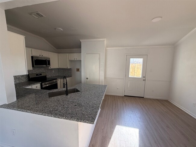 Building Photo - 4807 Maurita Dr