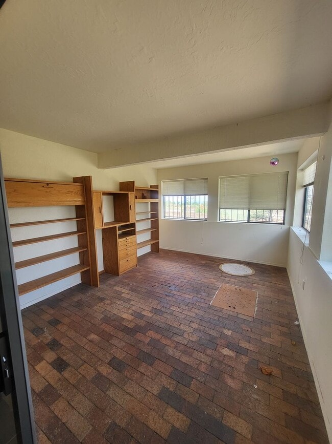 Building Photo - Sandia Heights Beauty 3 bedroom  2 bath