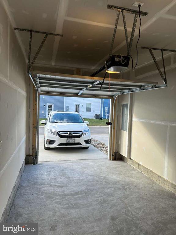 Building Photo - 165 Tigney Dr