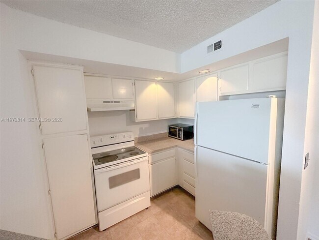 Building Photo - 1401 Village Blvd