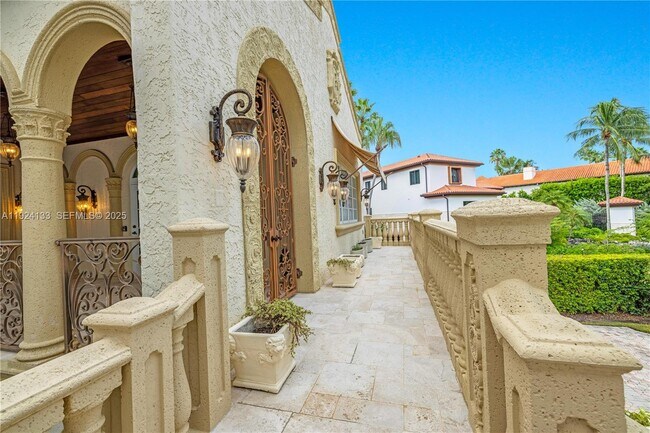 Building Photo - 13671 Deering Bay Dr