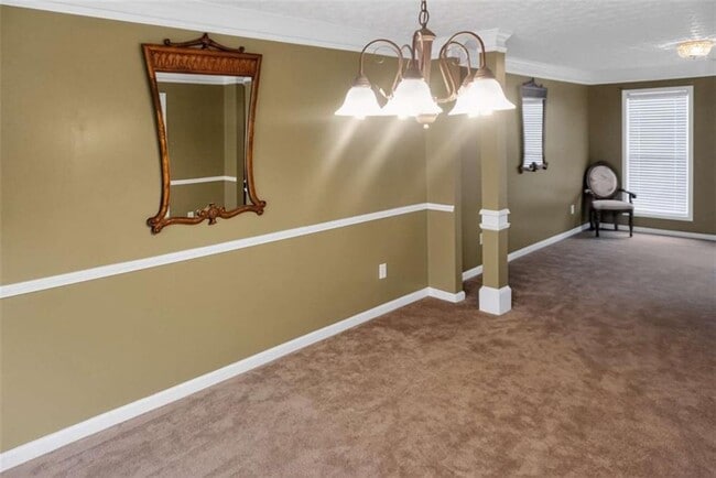 Building Photo - 905 Pownal Ln