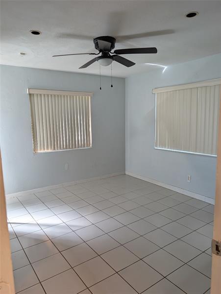 Building Photo - 7502 NW 44th Ct