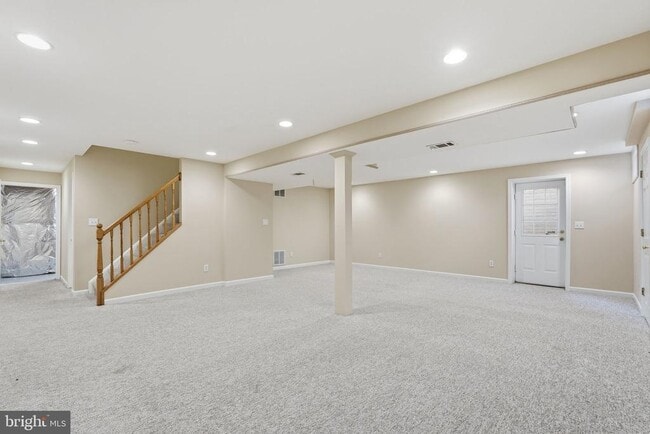 Building Photo - 20721 Sweetair Ct