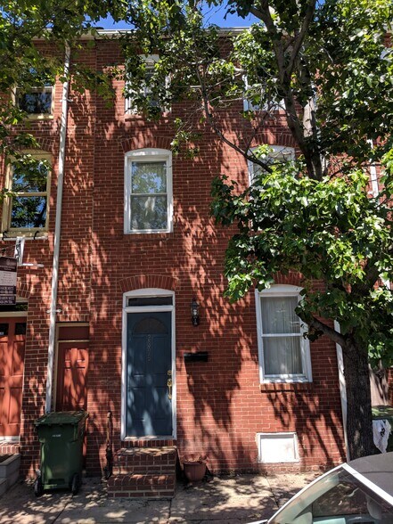 Building Photo - 2306 Cambridge St