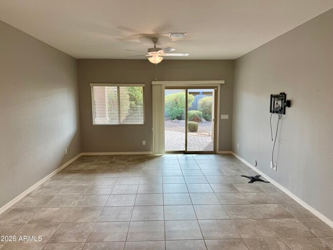 Building Photo - 1501 W Buckeye Tree Ave