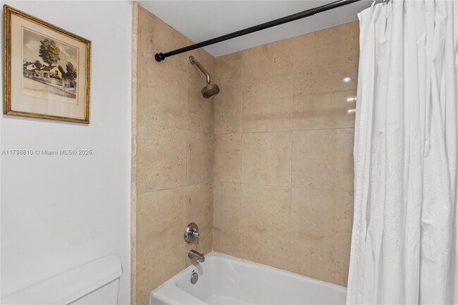Building Photo - 401 69th St