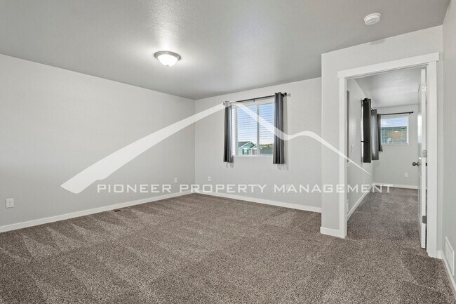 Building Photo - Elegant 3-Bed, 2.5-Bath Home with AC, 2-Car Garage, and Private Yard in Renaissance at Indigo Ranch