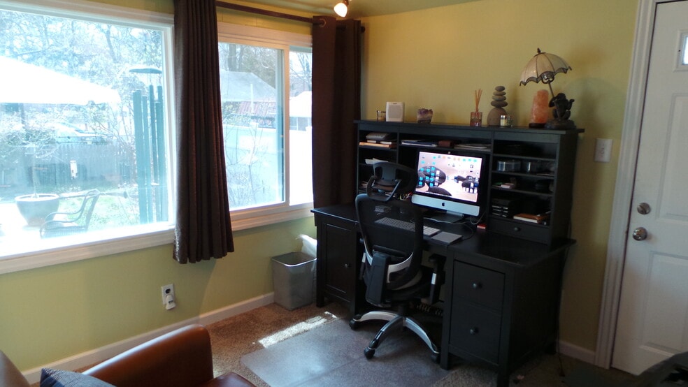 Building Photo - 43 Freeman street