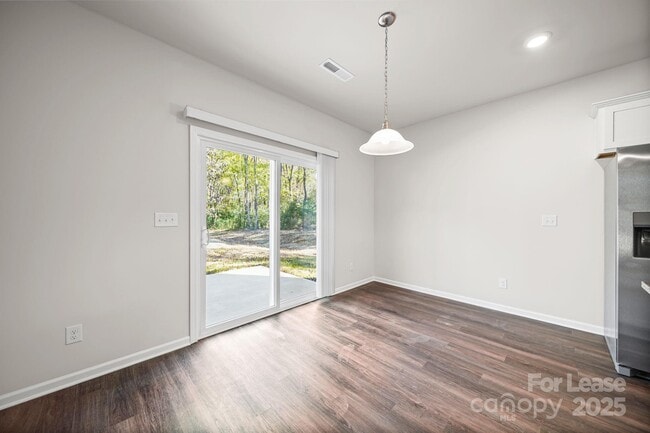 Building Photo - 3200 Polk and White Rd